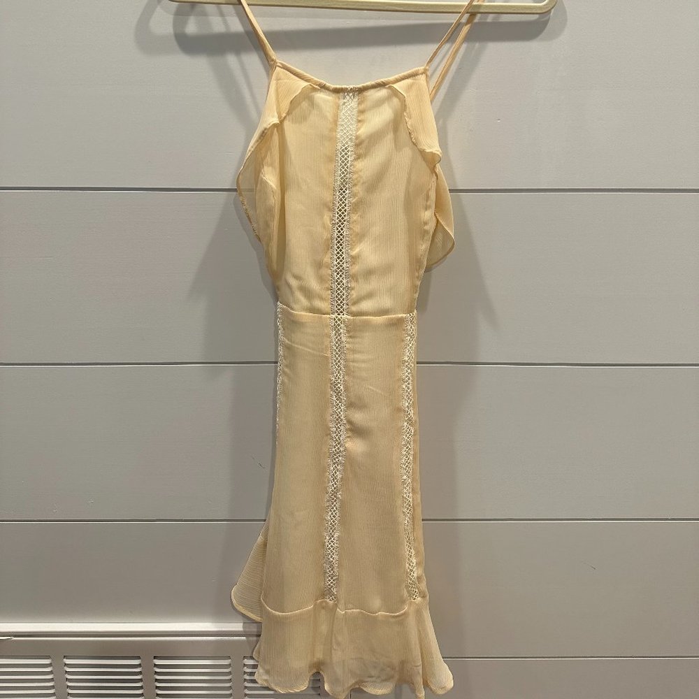 Montrez - Small, lined, white/cream Dress